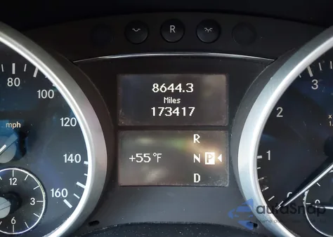 2010 Mercedes-Benz Ml 350 4Matic z USA, uszkodzony, nr VIN 4JGBB8GB5AA556966